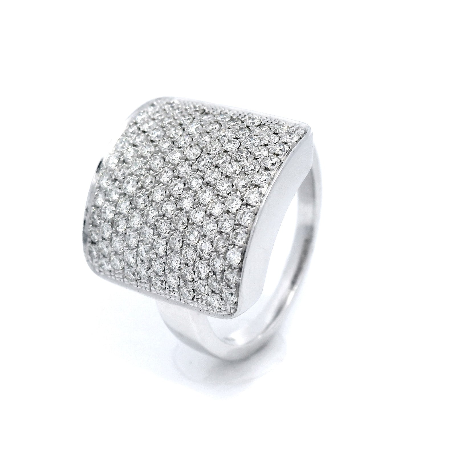 18 Carat White Gold Multi Set Dress Ring