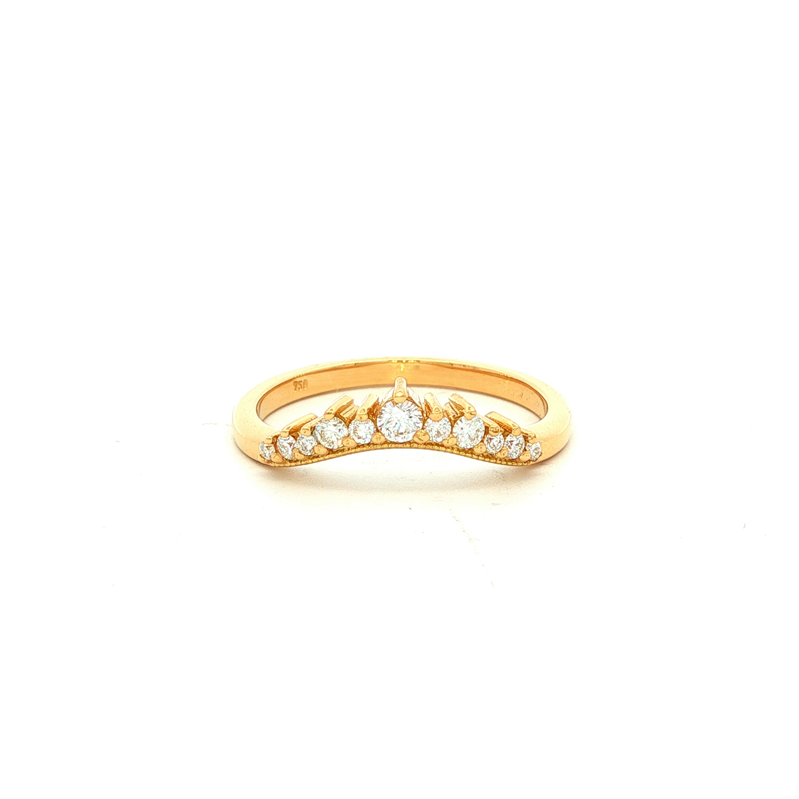 Diamond Curved Set Wedding Band in Yellow Gold
