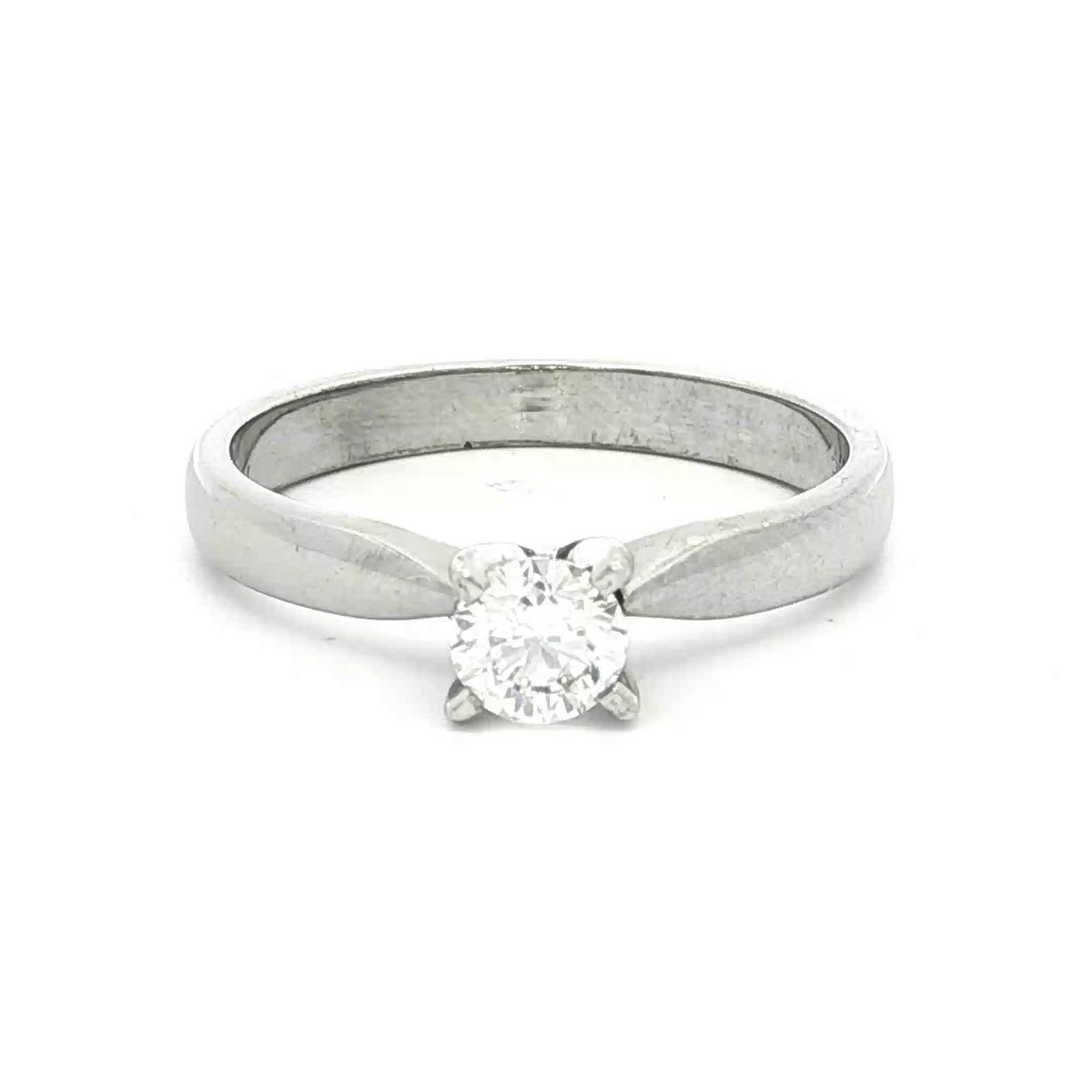 Diamon Set in White Gold Engagement Ring