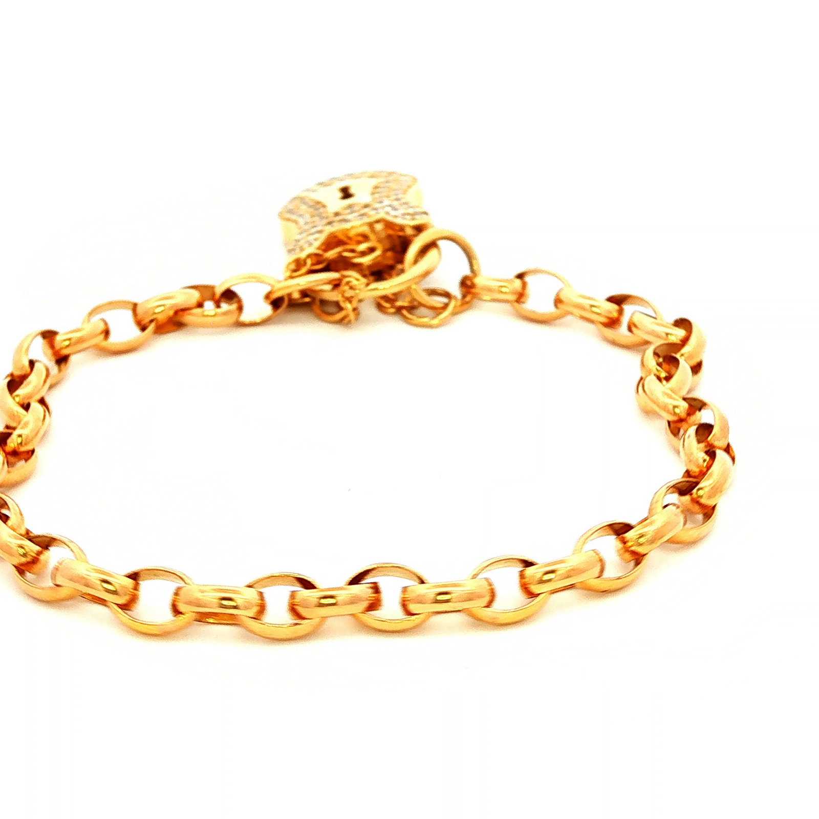Fluted Padlock Belcher Bracelet in Yellow Gold