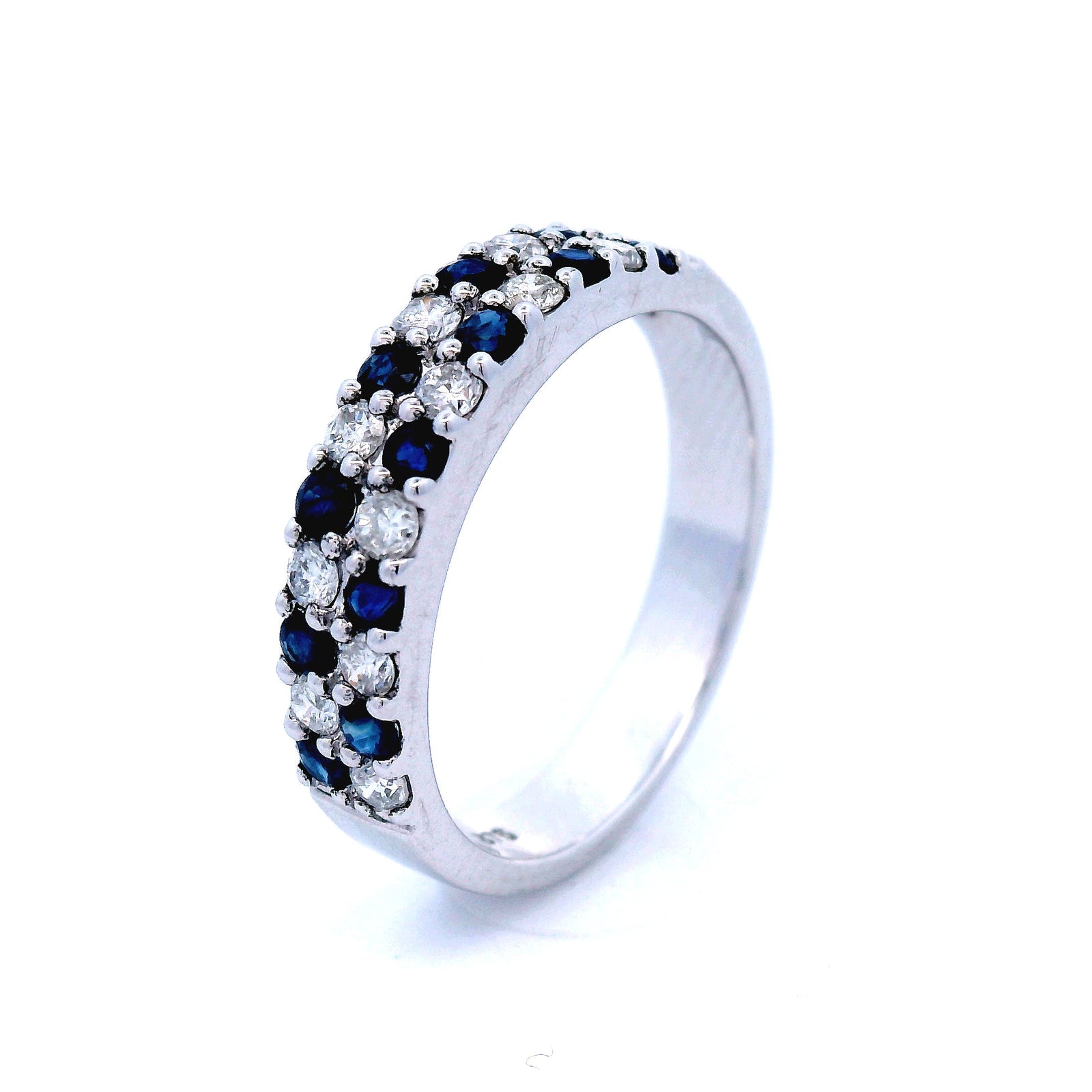 12 x Saph = 0.50. 12 x Dia = 0.37 ct. 9ct WG