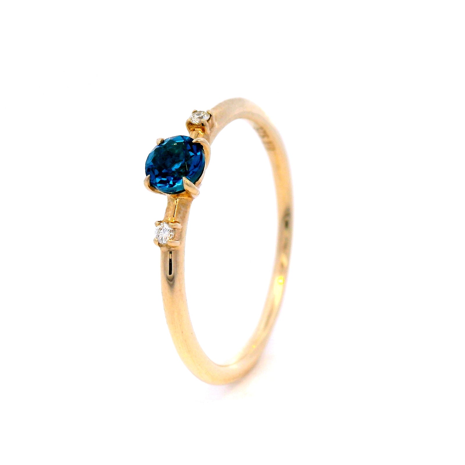 London Blue Topaz and Diamond Ring in 9ct Yellow Gold