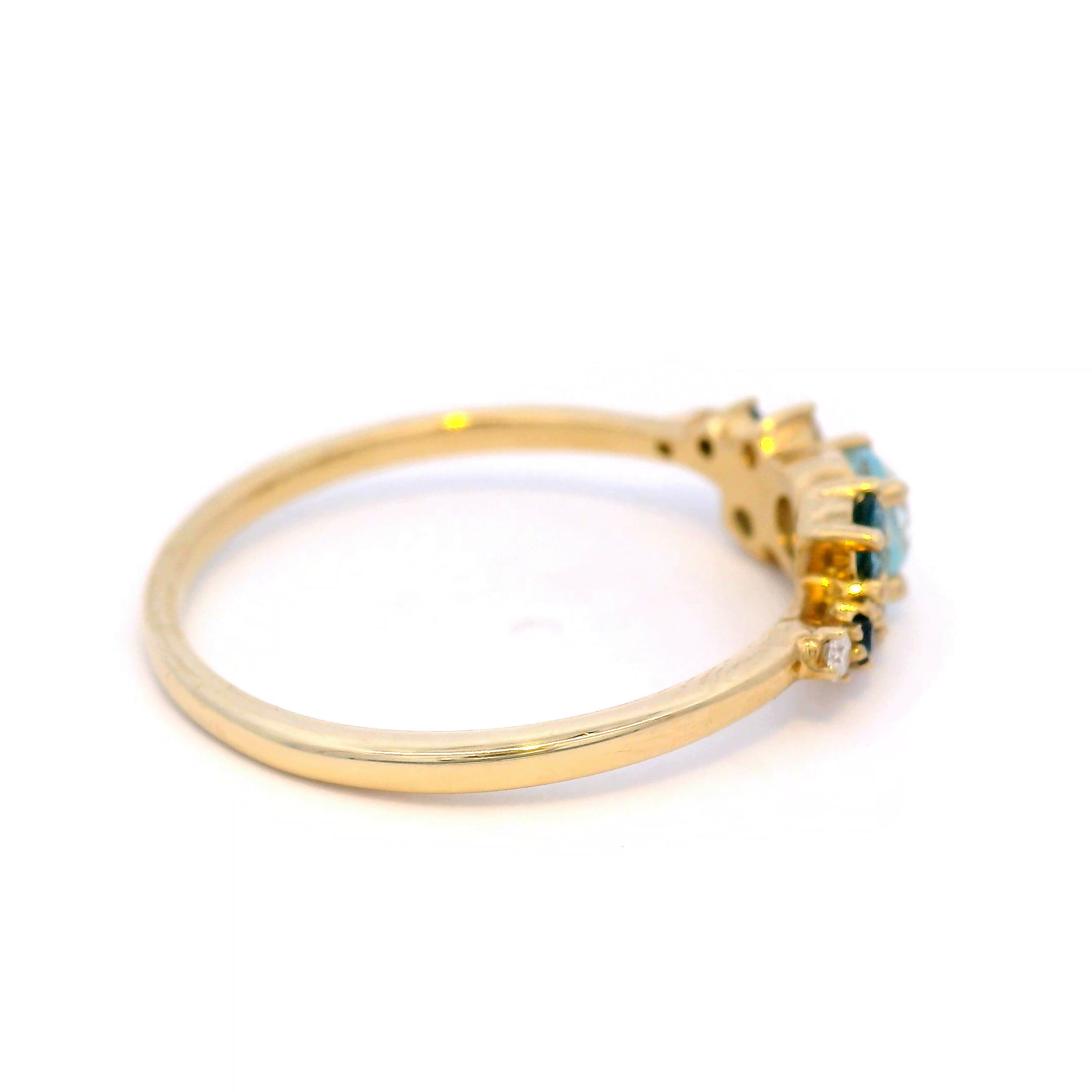Aquamarine, Ceylon Sapphire and Diamond Set Ring in 9 Carat Yellow Gold