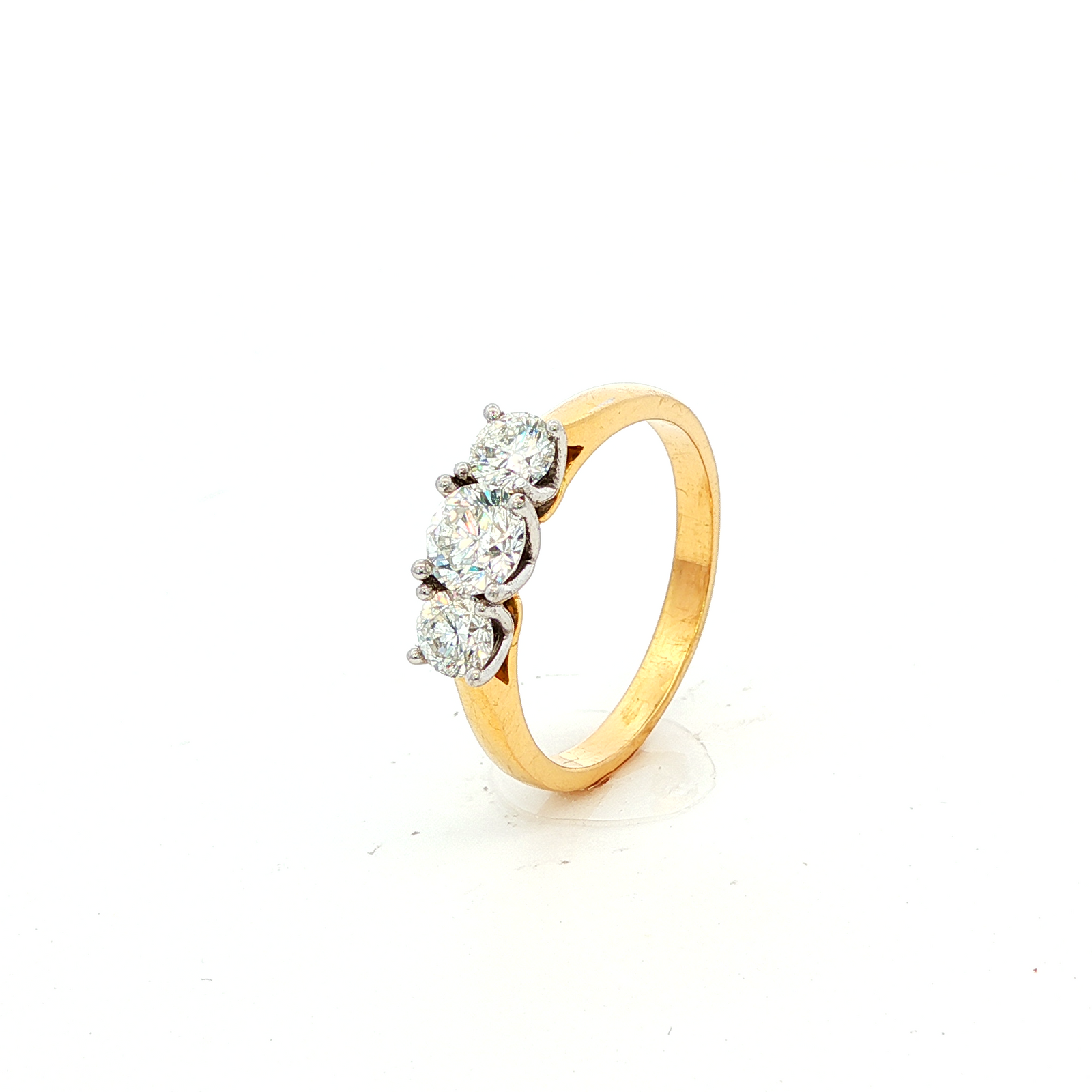 18CT Y/W/G 3 STONE DIA RING CENTRE 0.50CT & 2=0.50CT GSI2 SZ N