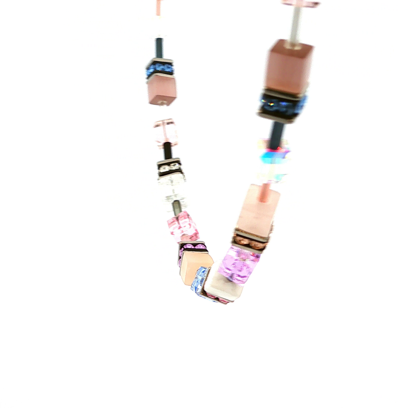 Coeur De Lion Geo Cube Iconic Precious Lilac Blue Necklace