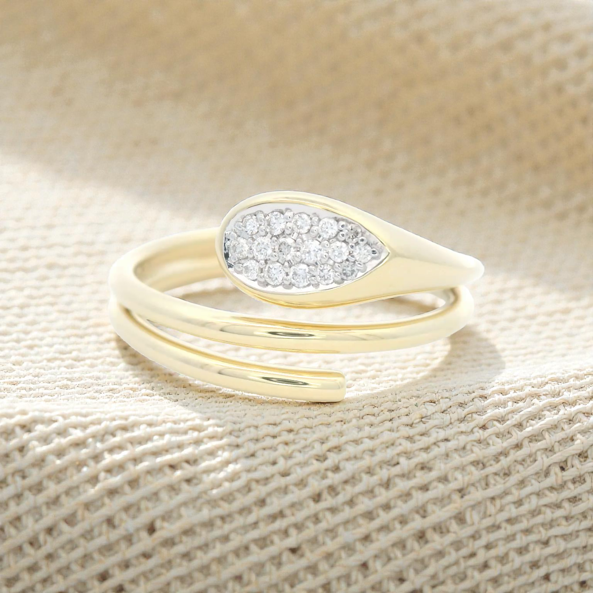 Diamond Dress Ring Set in Yellow Gold