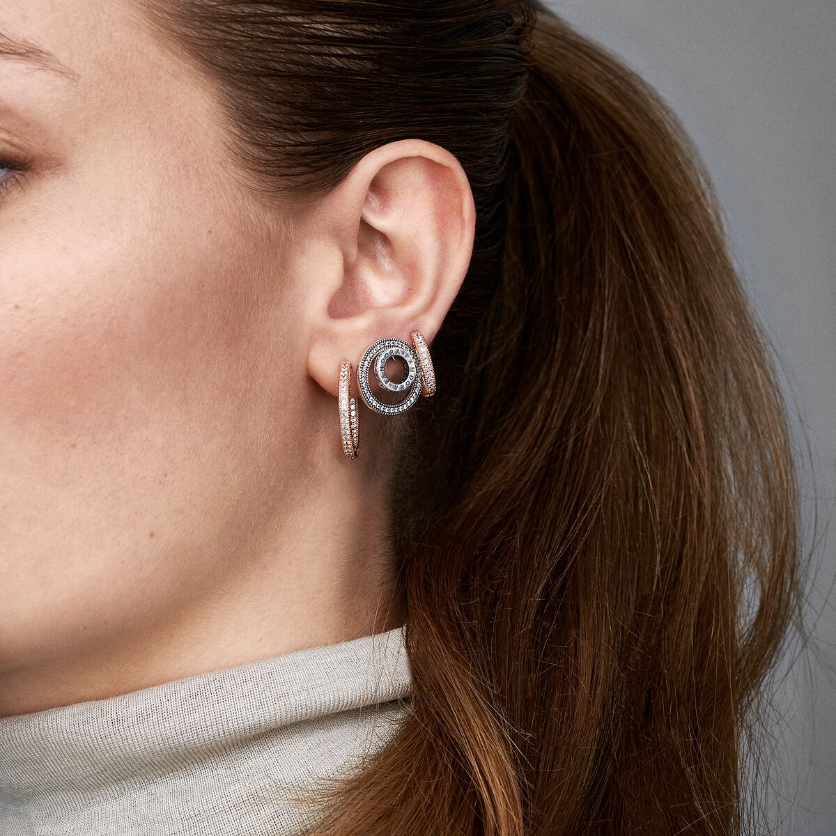 PANDORA Rose Hearts Of Pandora Earring Hoops w CZ