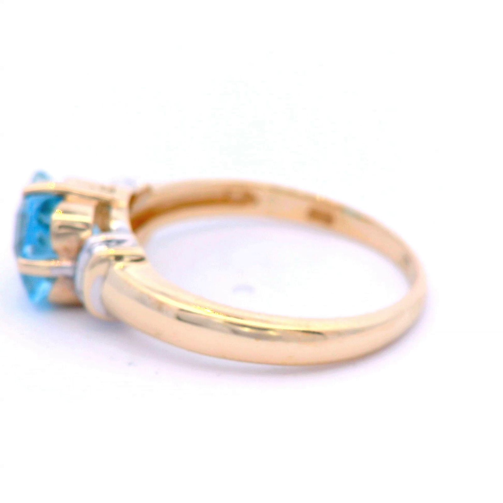 Topaz Dress Ring in Yellow Gold
