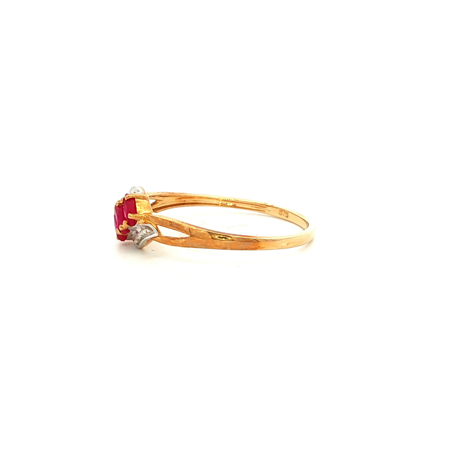 Ruby and Diamond Ring in Yellow Gold