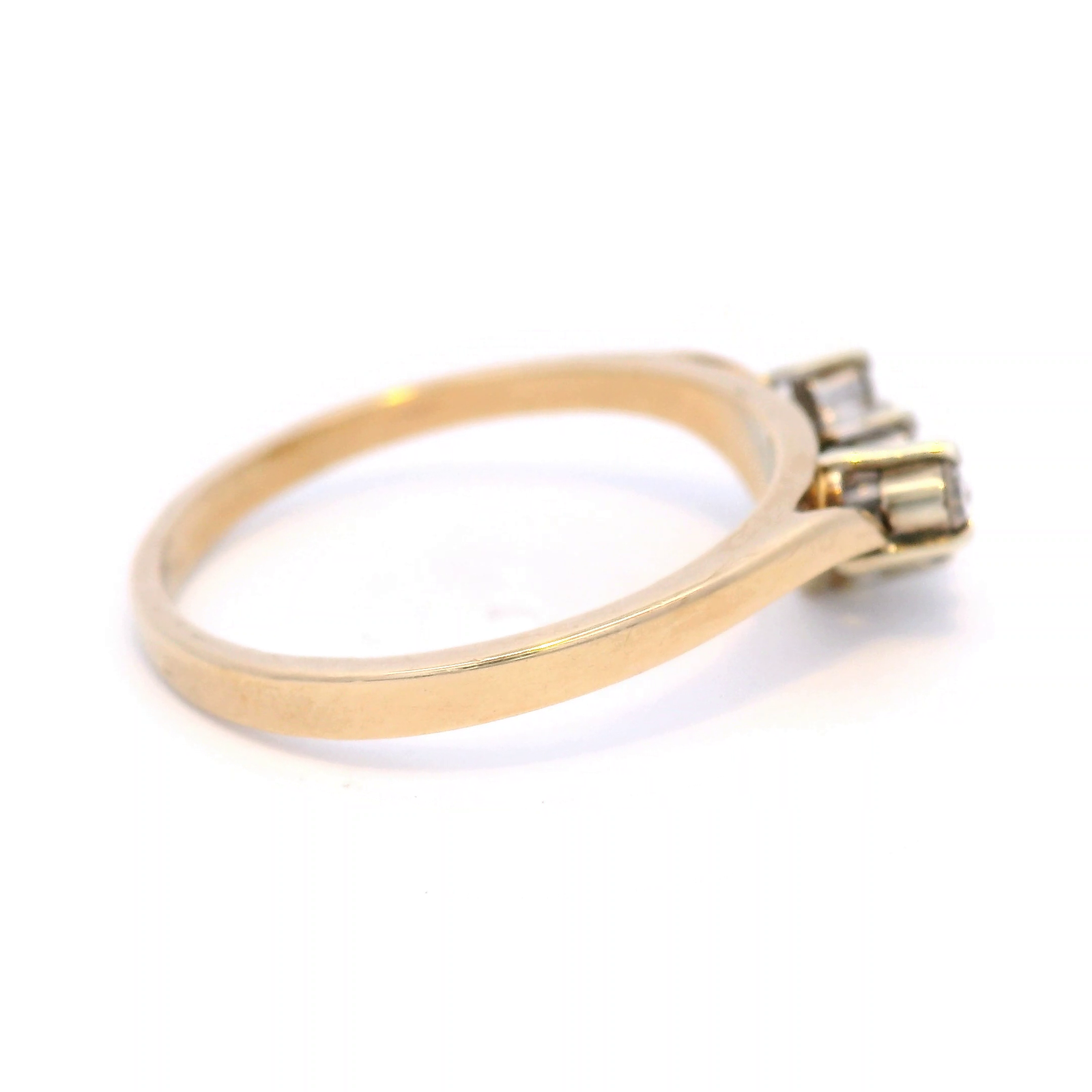 V Shaped Diamond Ring In 9 Carat Yellow Gold