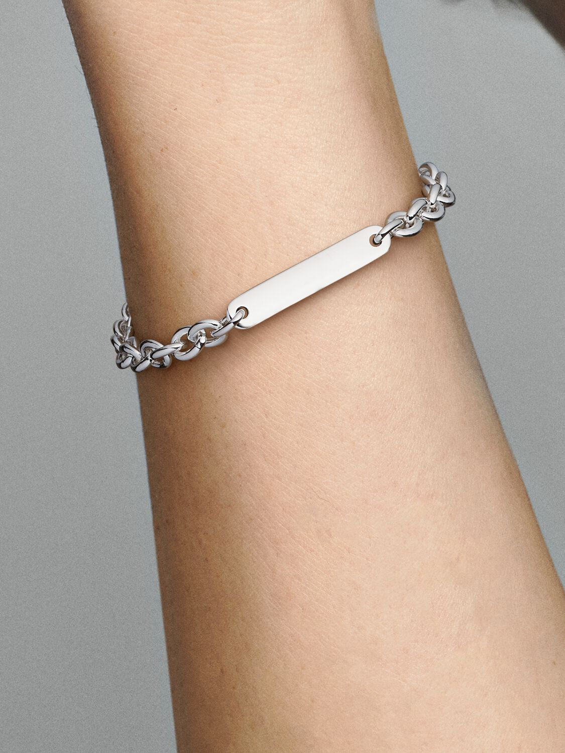 Sterling silver link bracelet with engravable bar