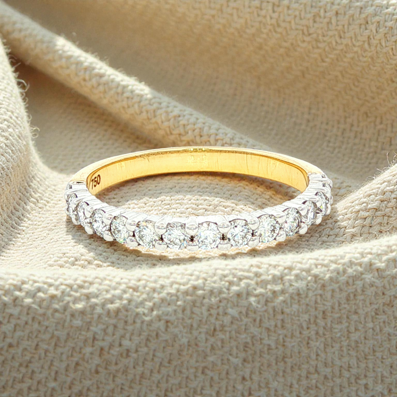 18ct YW/G Ring
