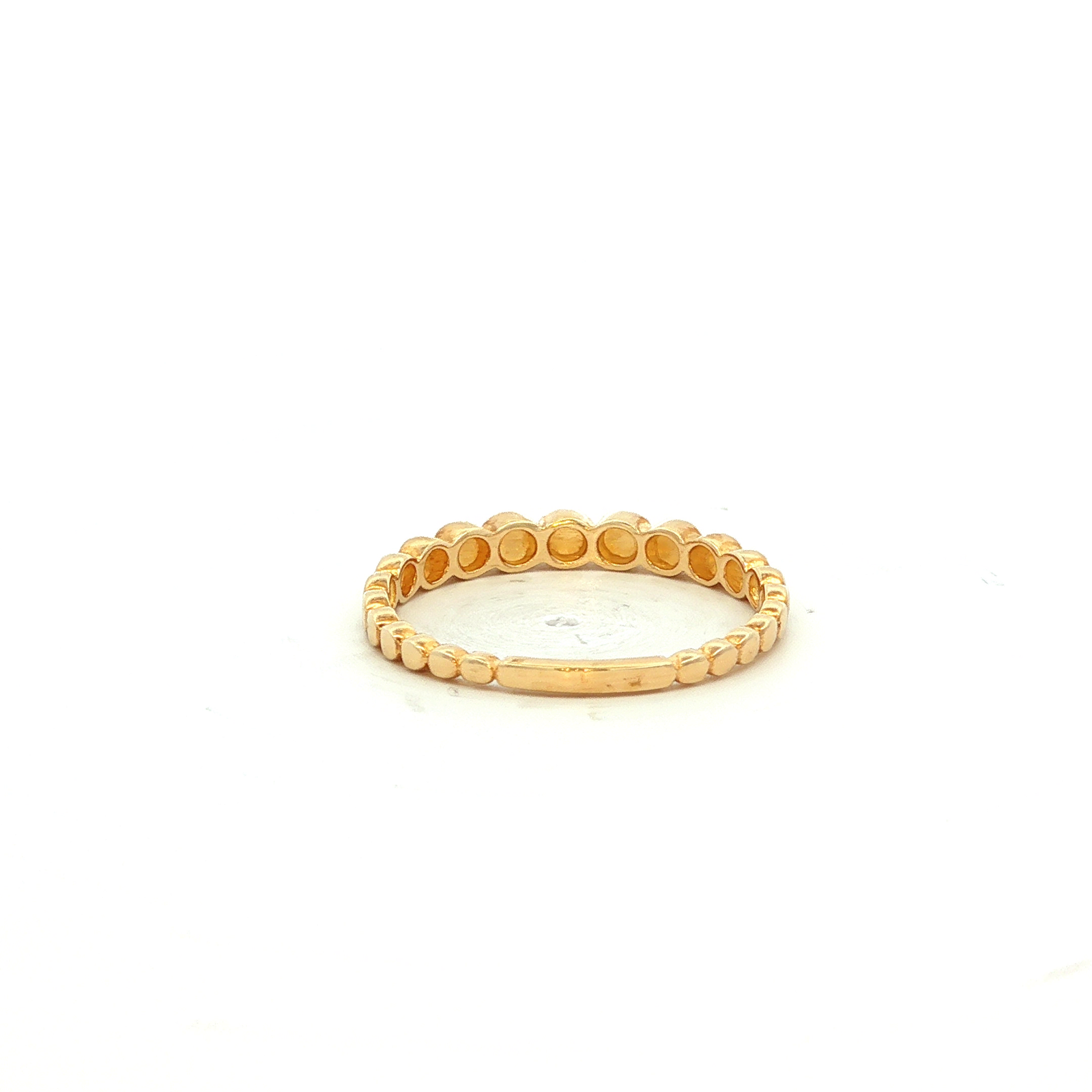 Solid Graduated Circle Rng in Yellow Gold