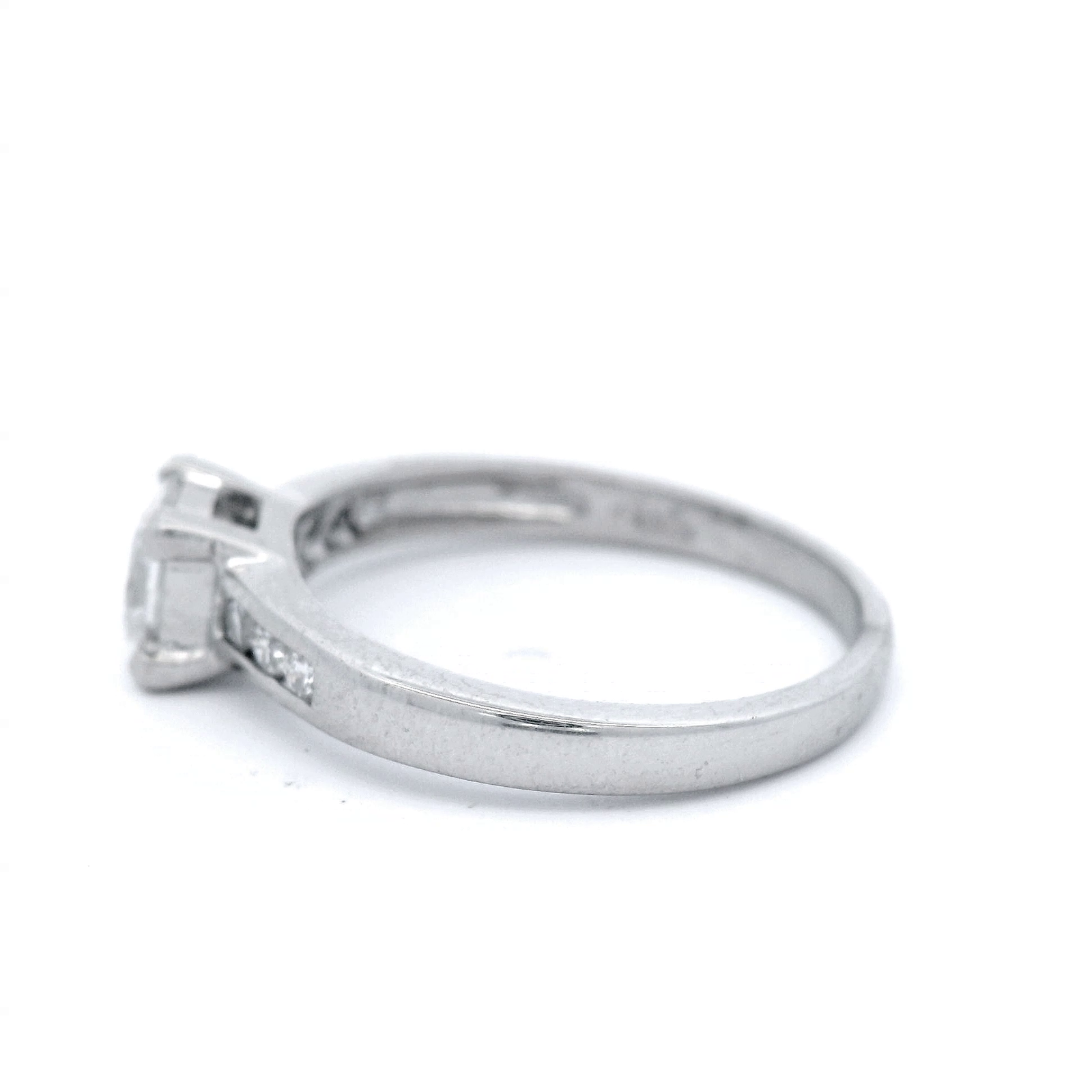 Princess Claw Set with Pave Shoulders Dress Ring