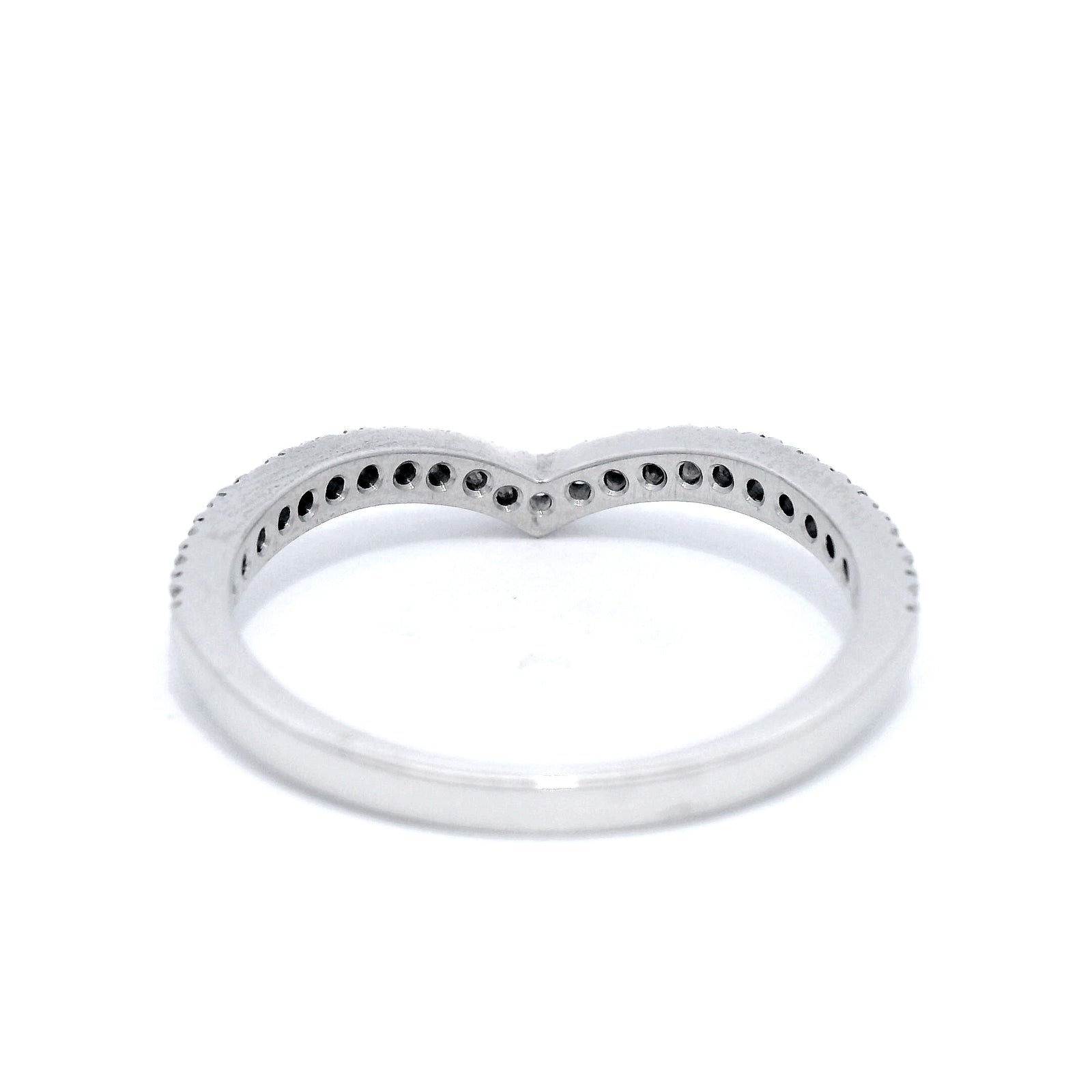 25x150pc Diamond 18ct White Gold