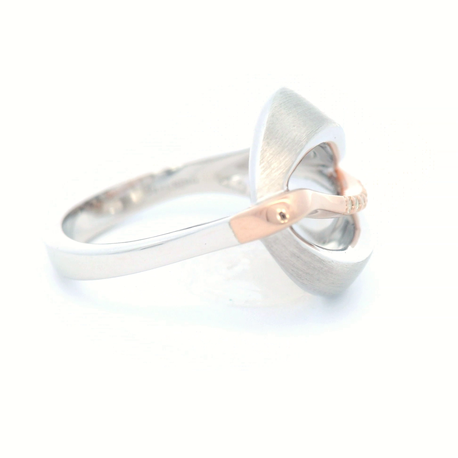 925/- RH/R RING - g.white sapphire