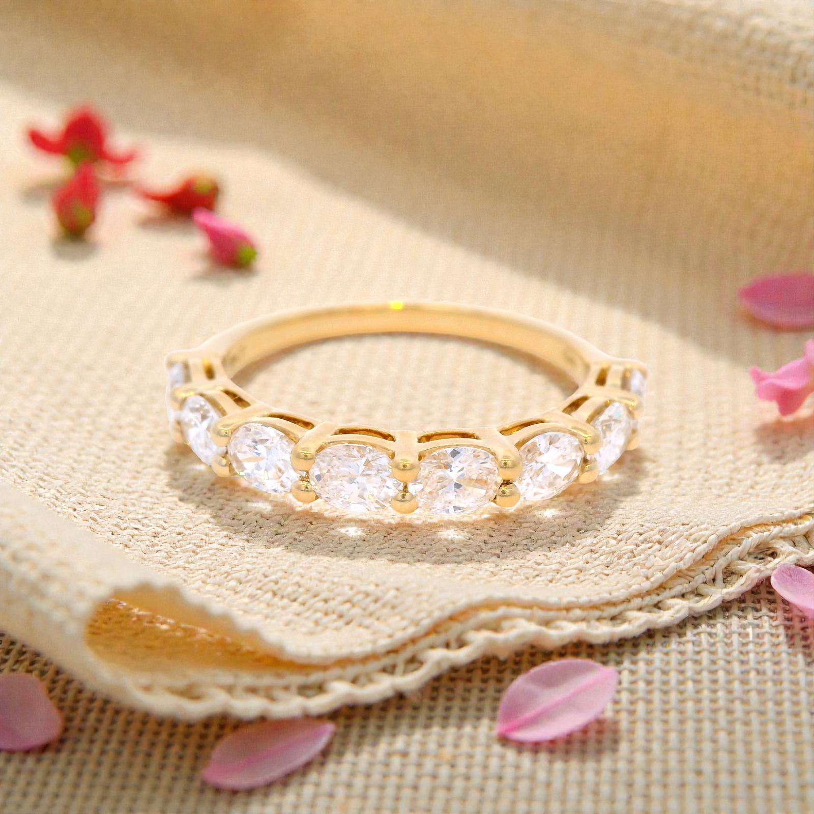 18 Carat Yellow Gold Diamond Dress Ring