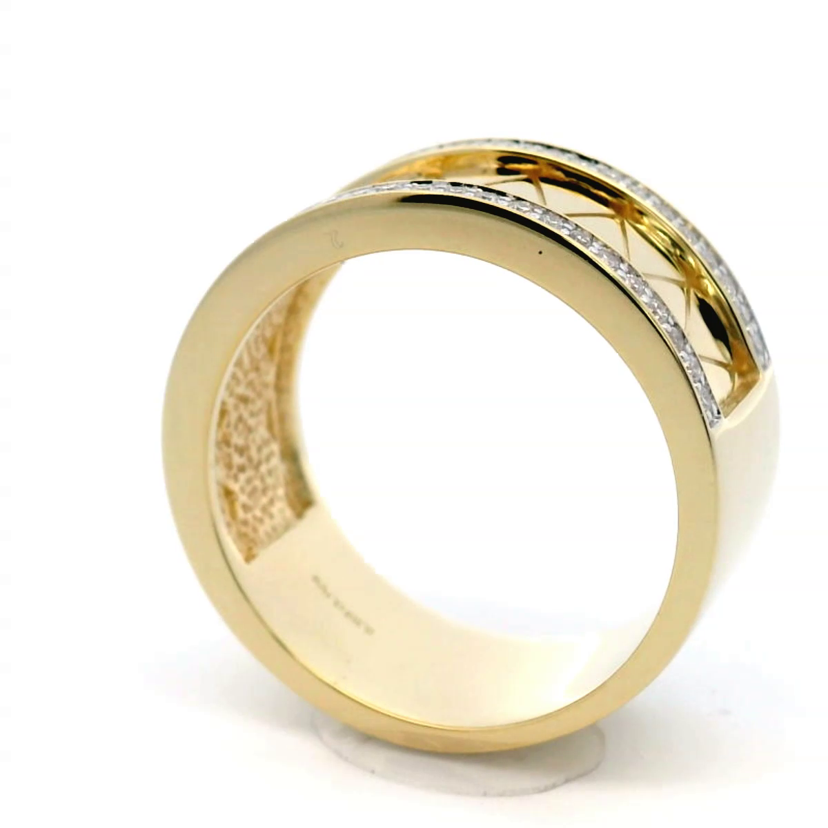 Diamond Band Ring Set in Yellow Gold