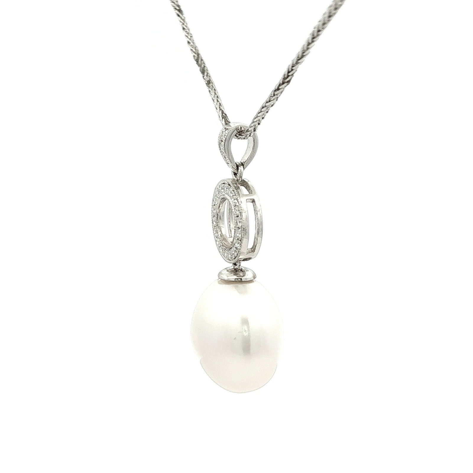 Pacific Button Pearl with Diamond and White Gold Bail