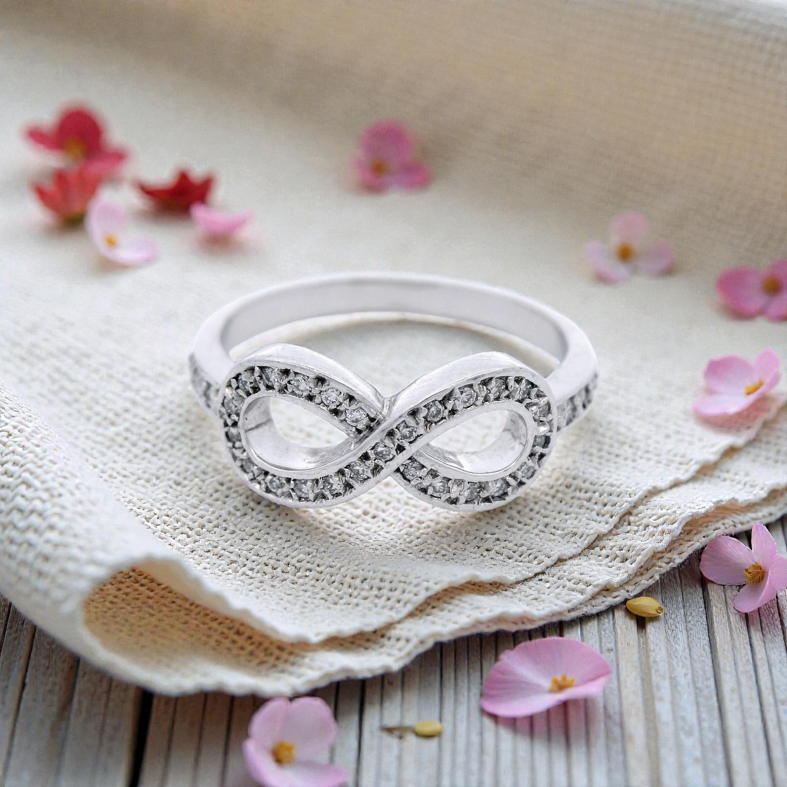 Diamond Set Infinity Ring in White Gold