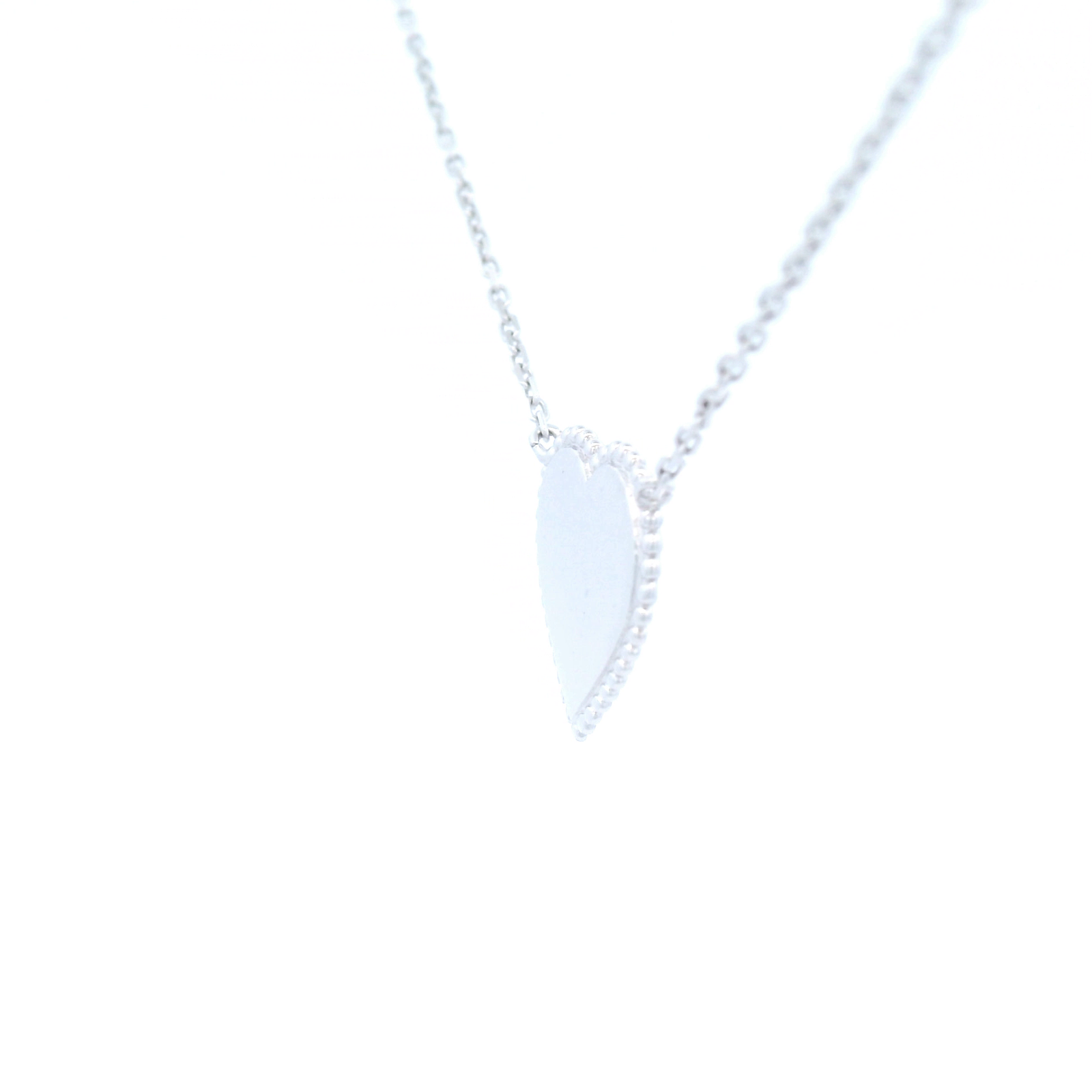 Heart With Plaited Edge Necklet