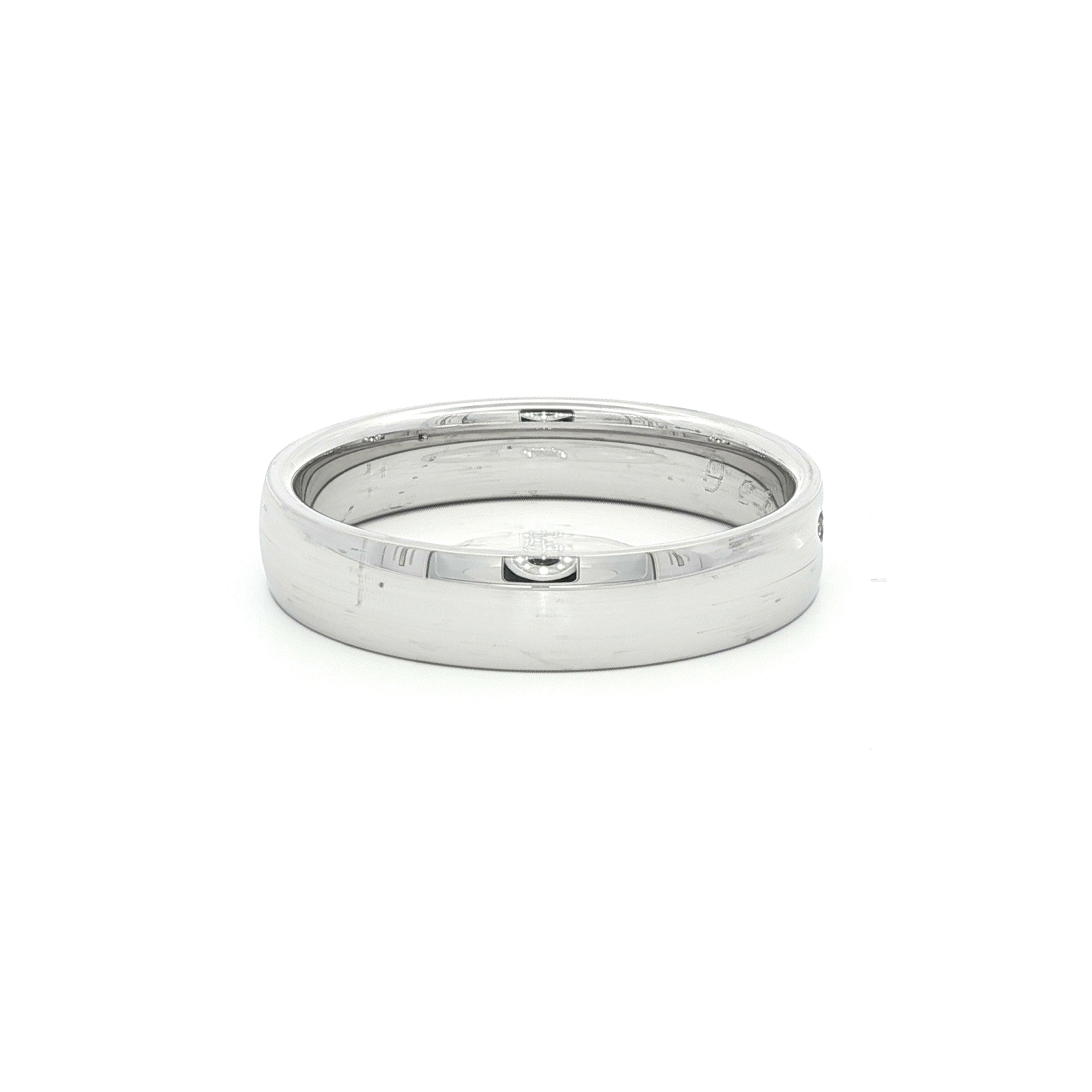 Platinum Band Ring with Round Brilliant Cut Diamond in White Gold
