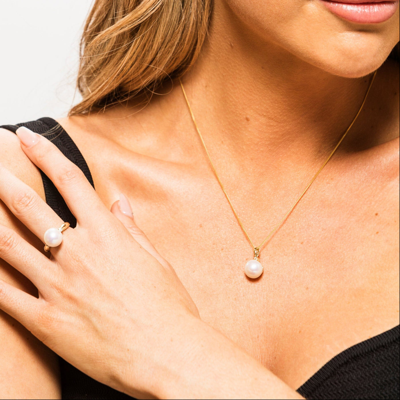 Ikecho The Kaia Pendant Pearl Diamond Pendant