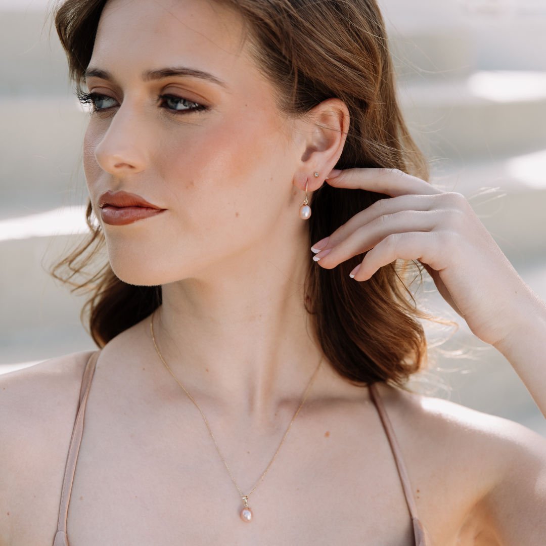 Ikecho Natural White Freshwater Pearl Juliane Earrings