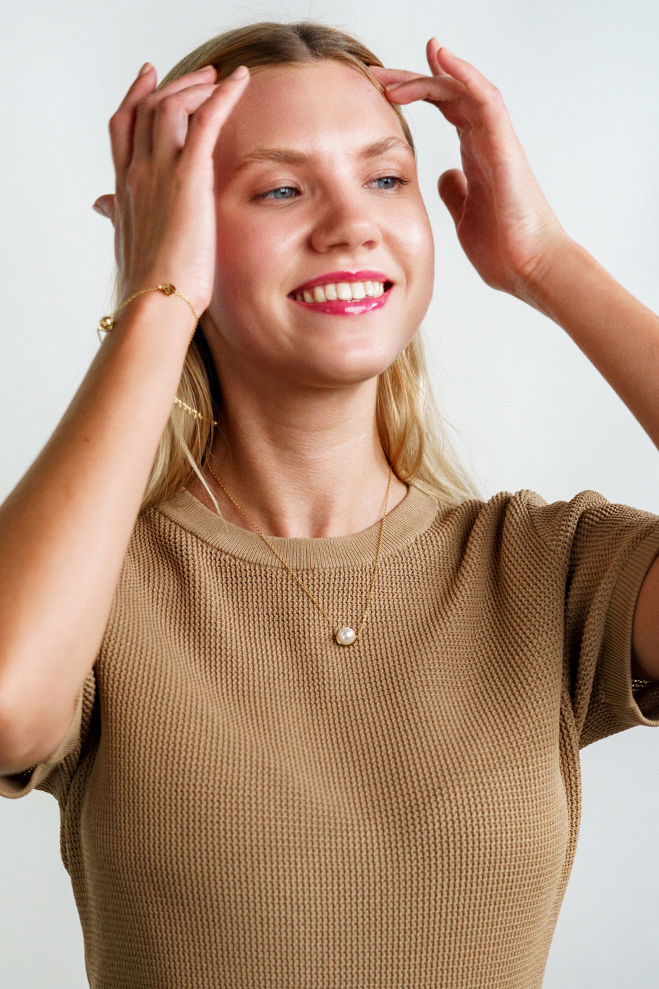 Georgini Adagio Crescent Nine-2-Five Pearl Necklace Gold