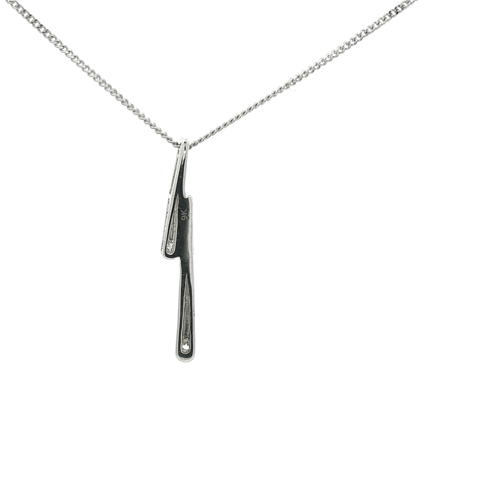 Contemporary White Gold Chain Necklace with Round Cut Diamonds