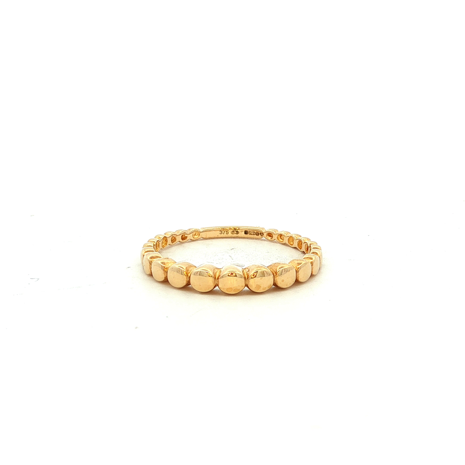 Solid Graduated Circle Rng in Yellow Gold