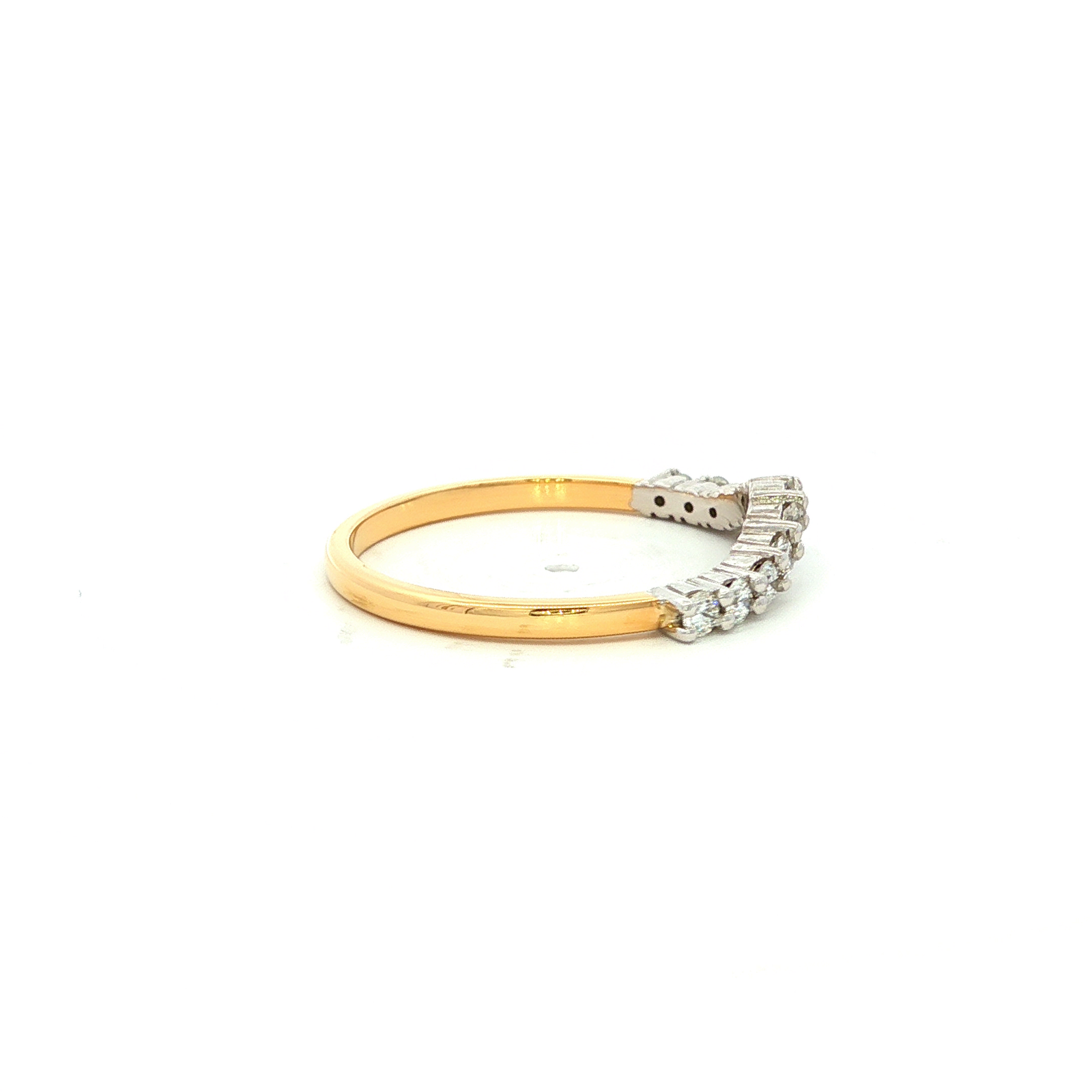 Natural Diamond Curve Claw Set Wedding Band in Yellow Gold