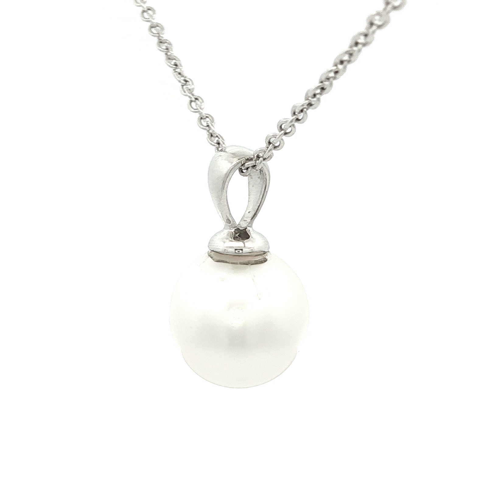 South Seas Pearl Necklace in White Gold