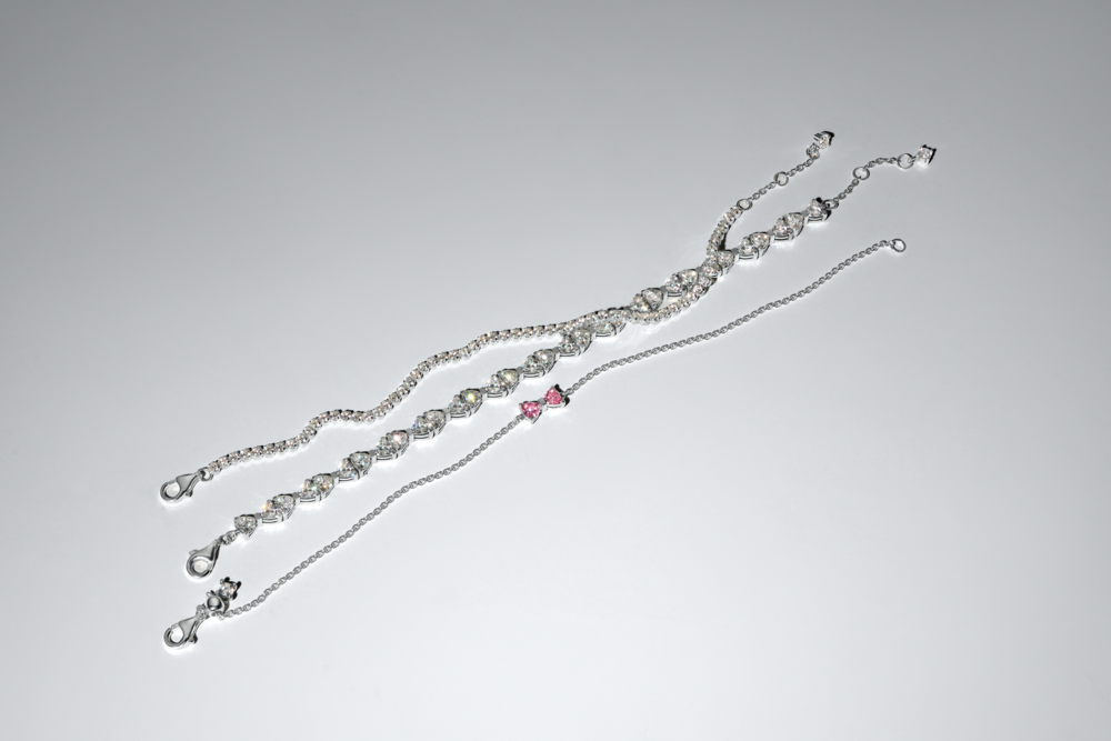Bow sterling silver bracelet with clear cubic zirconia