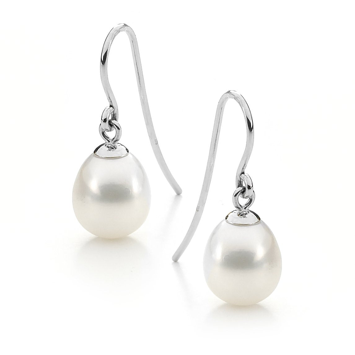 Ikecho White Freshwater Pearl Venus Earrings