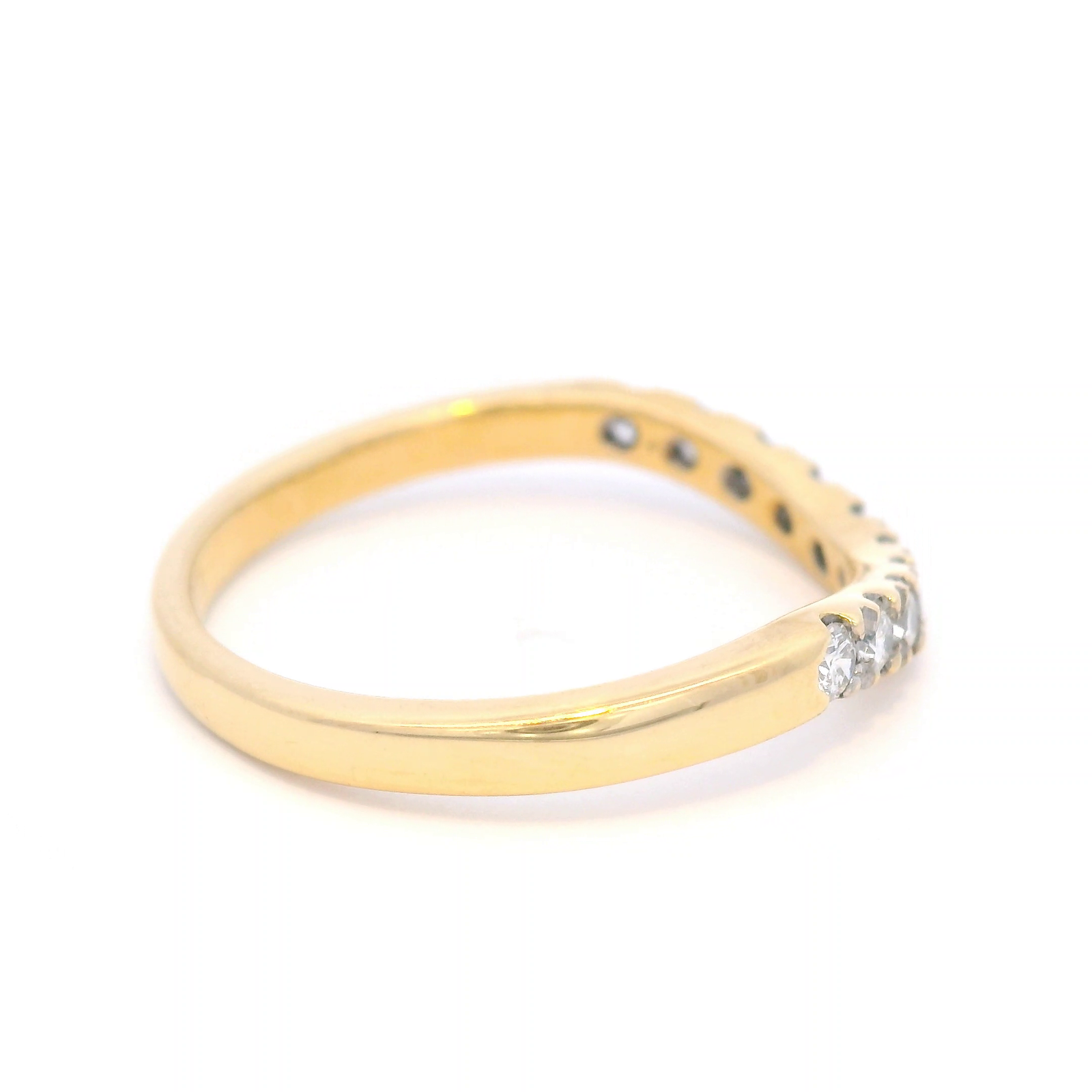 Curved Diamond Set Wedding Band in Yellow Gold