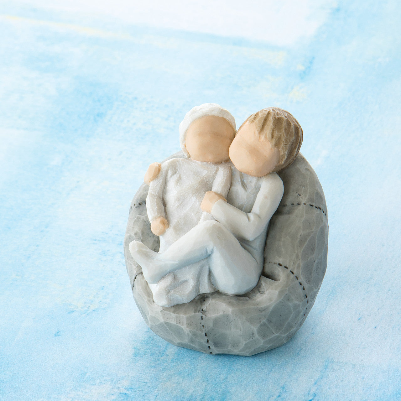 Willow Tree - My new baby (sky)