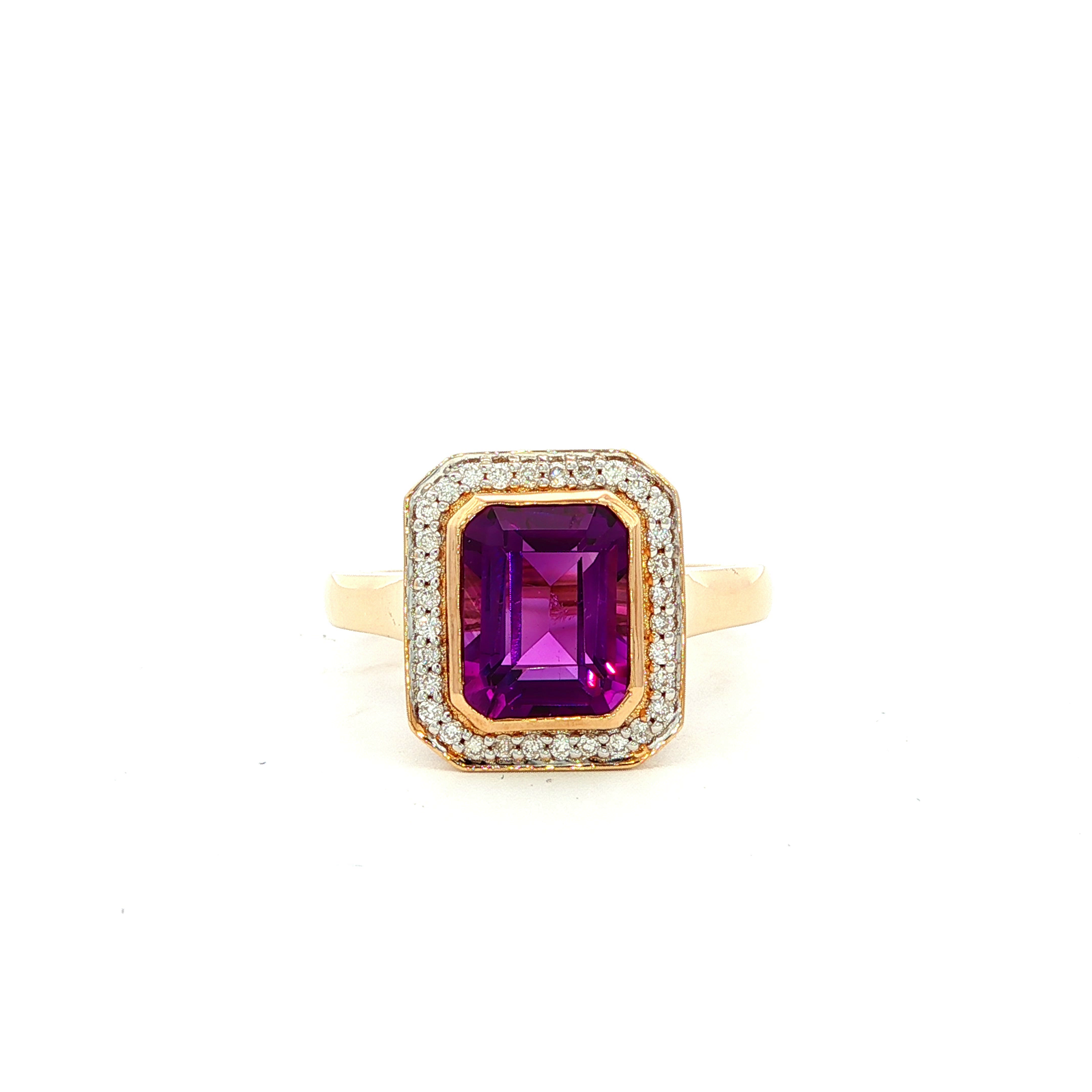 Diamond and Amethyst Ring in Yellow Gold