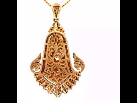 White Diamond Vintage Pendant in Yellow Gold