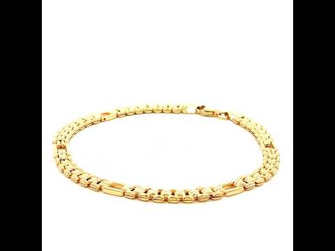 Hollow Stamped 8+1 Gate Link Bracelet in Yellow Gold