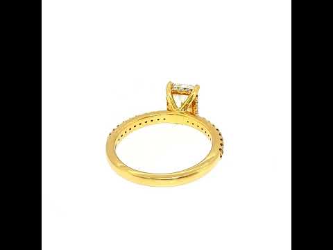 18 Carat Yellow Gold Diamond Dress Ring