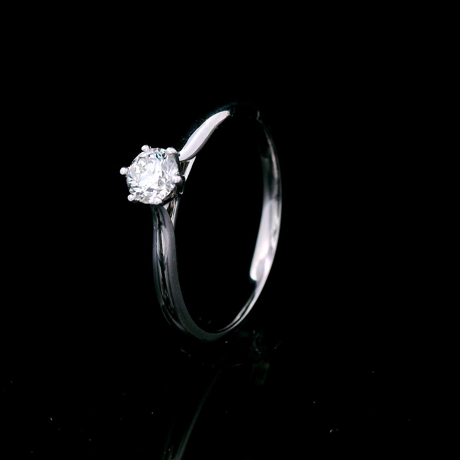 18ct White Gold 0.30ct Diamond Solitaire Ring