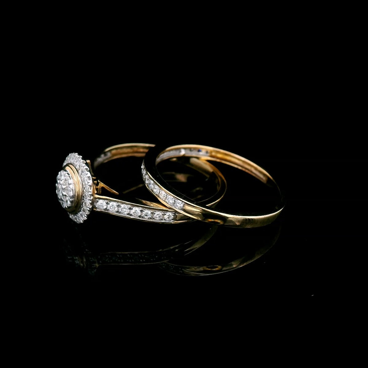 0.50 Carat Diamond Ring Set in 9 Carat Yellow Gold
