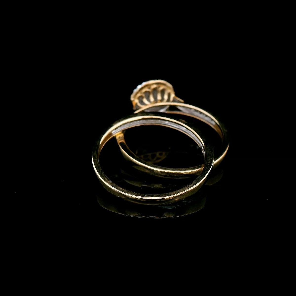 0.50 Carat Diamond Ring Set in 9 Carat Yellow Gold