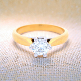 Round Brilliant Cut Diamond Set in 6 Claw Yellow Gold