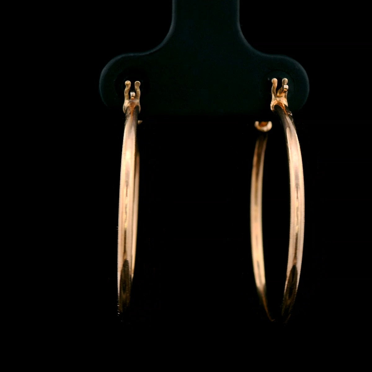 Yellow Gold Eboli 1.5mm Round Tube Hoop Earring