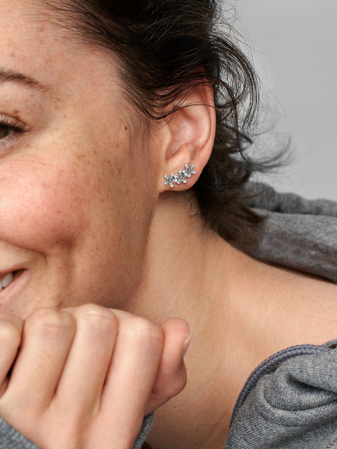 Pandora Daisy Flower Stud Earrings