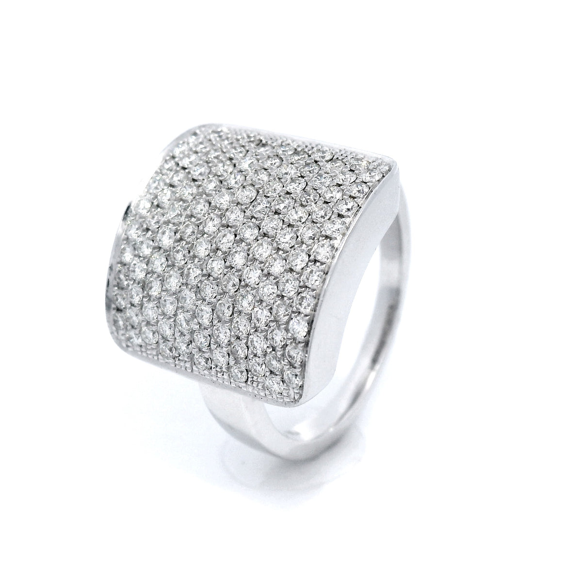18 Carat White Gold Multi Set Dress Ring