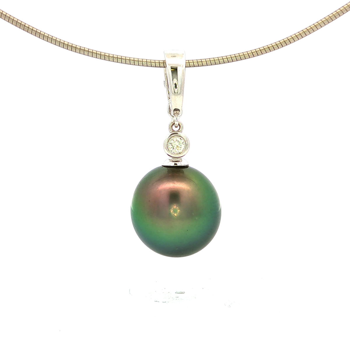 Tahitian Drop Pendant in White Gold