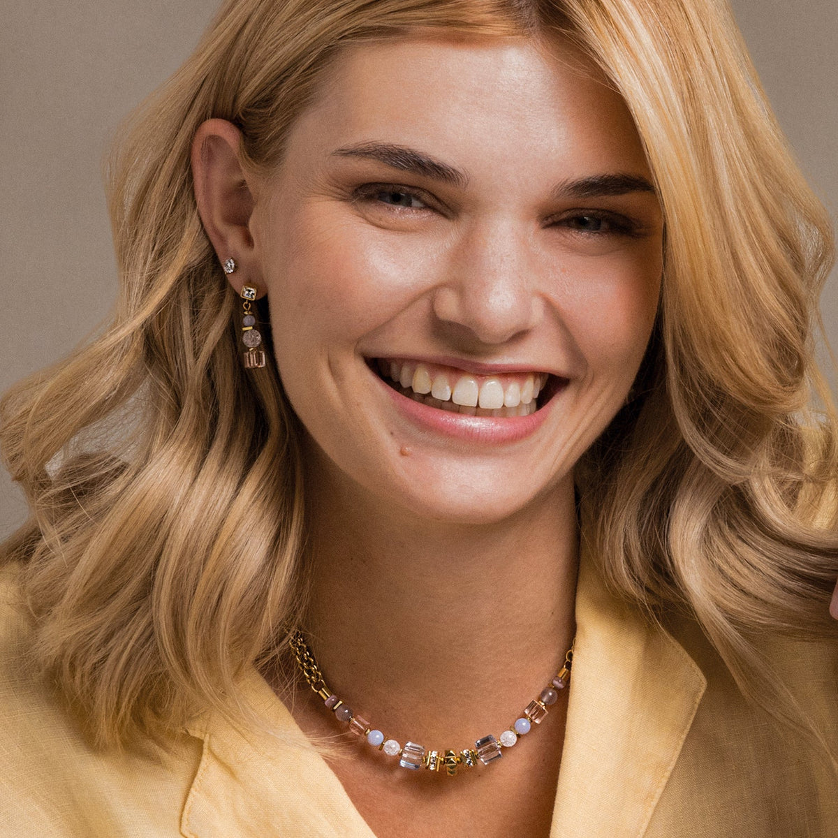 Coeur de Lion GeoCube Fusion Soft Pastel & Gold Chain Necklace